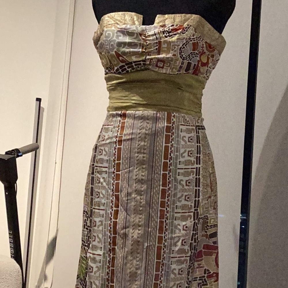 Nicole Miller gown